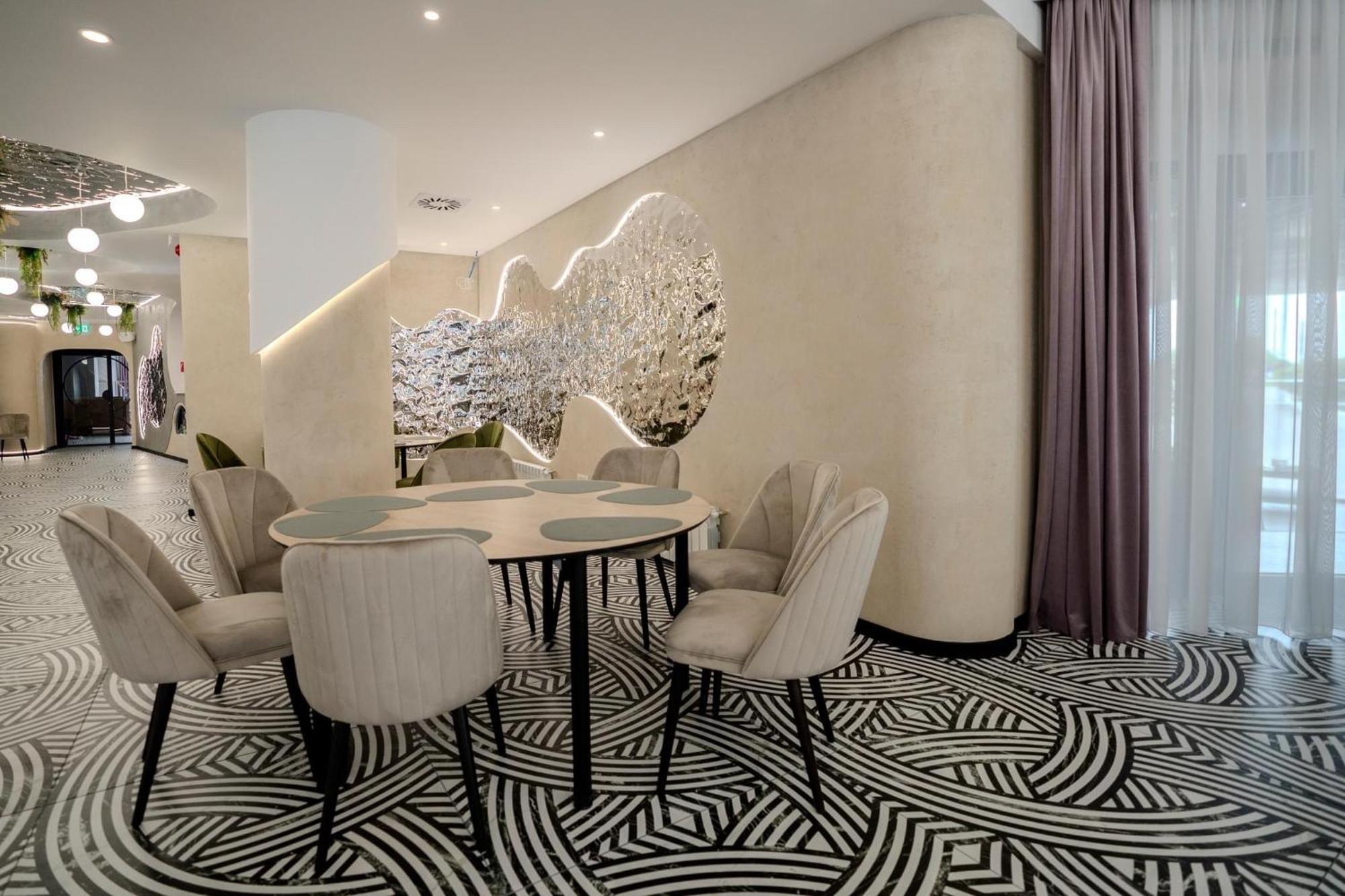 Hotel Emi Mihail Kogălniceanu المظهر الخارجي الصورة